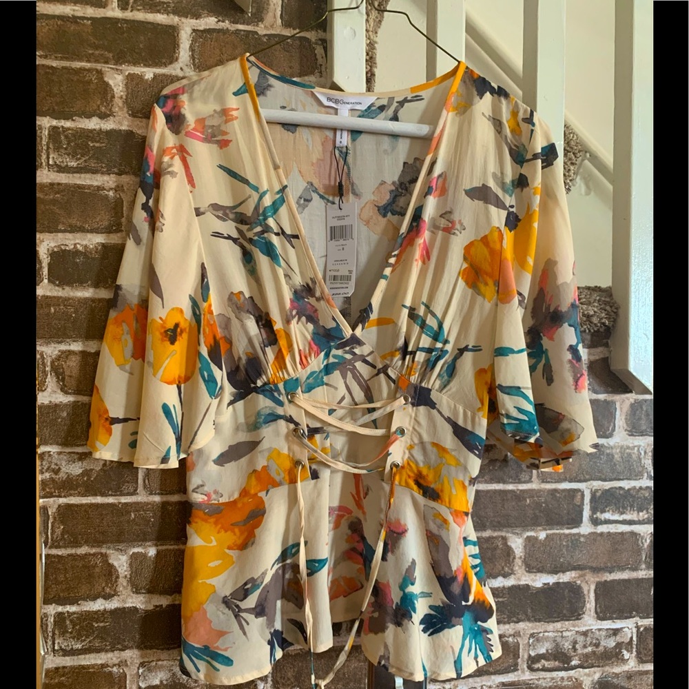 BCBG blouse top NWT